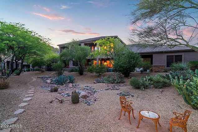 10161 E Dinosaur Ridge Rd — Photo 23