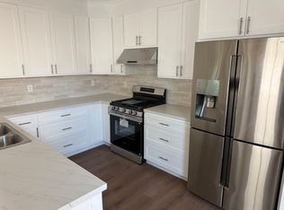 8747 Ranchito Ave, Panorama City, CA 91402