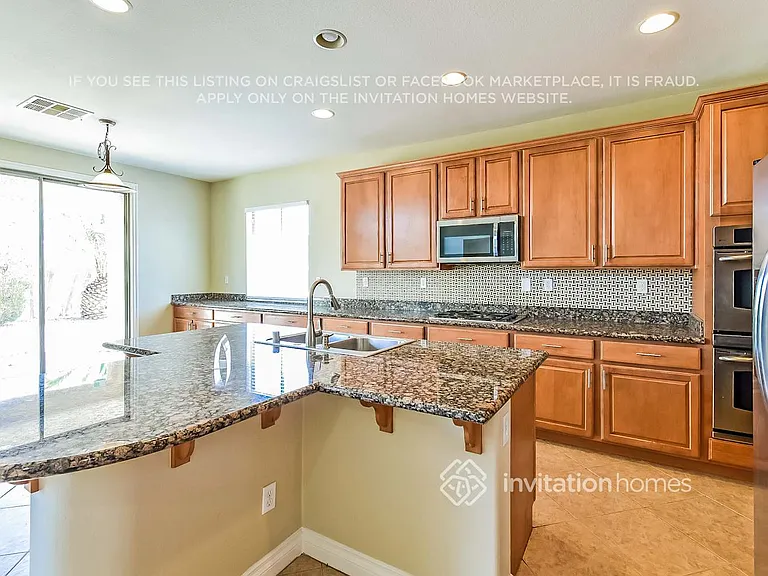 7008 Puetollano Dr — Photo 7
