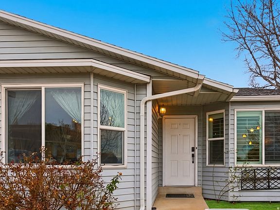 4th image of 1206 E Moss Cir