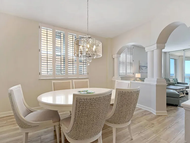 14200 Royal Harbour Ct — Photo 23