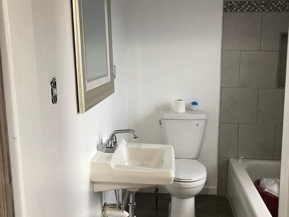2nd image of 24728 John R Rd #11