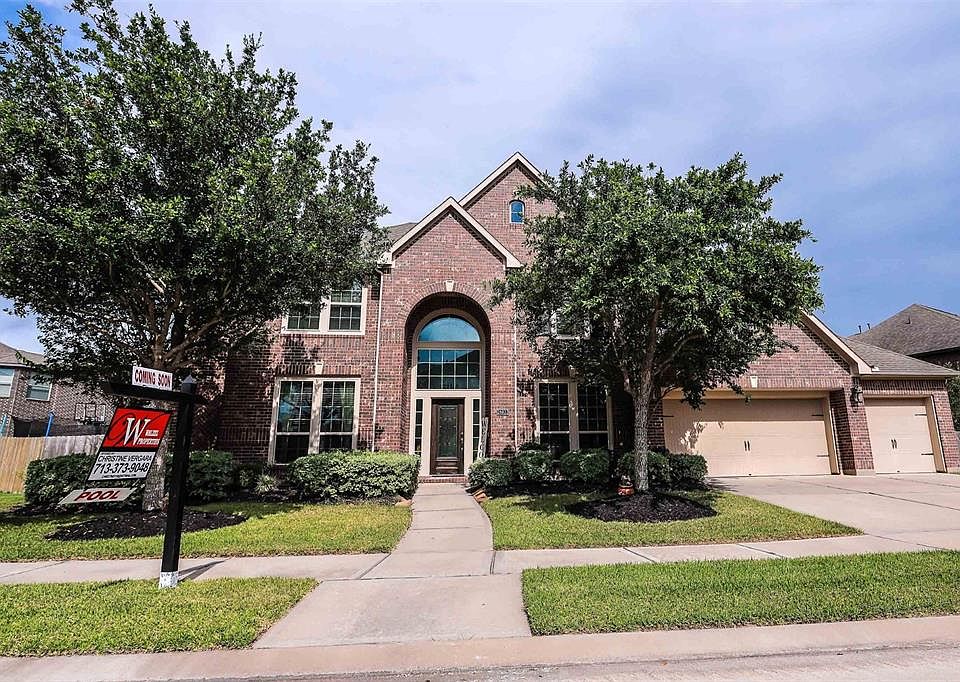 1st image of 26822 Wylie Valley Ln