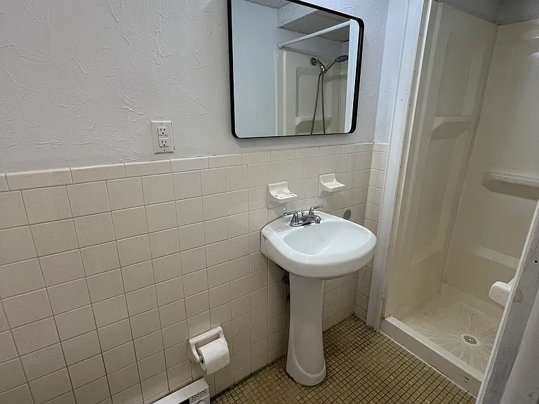 365 Lenni Rd #A — Photo 6