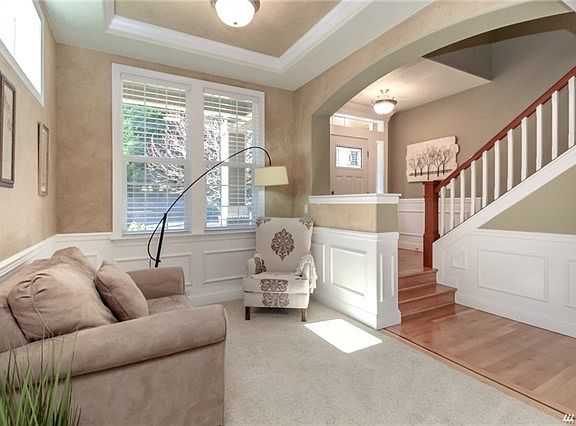 3rd image of 2111 10th Street Pl SW