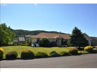 3205 Tahoma St, Columbia City, OR