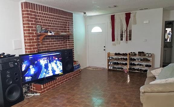 5th image of 1802 Pine Knoll Dr