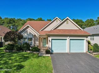 12 Sandhurst Rd, Lakewood, NJ 08701