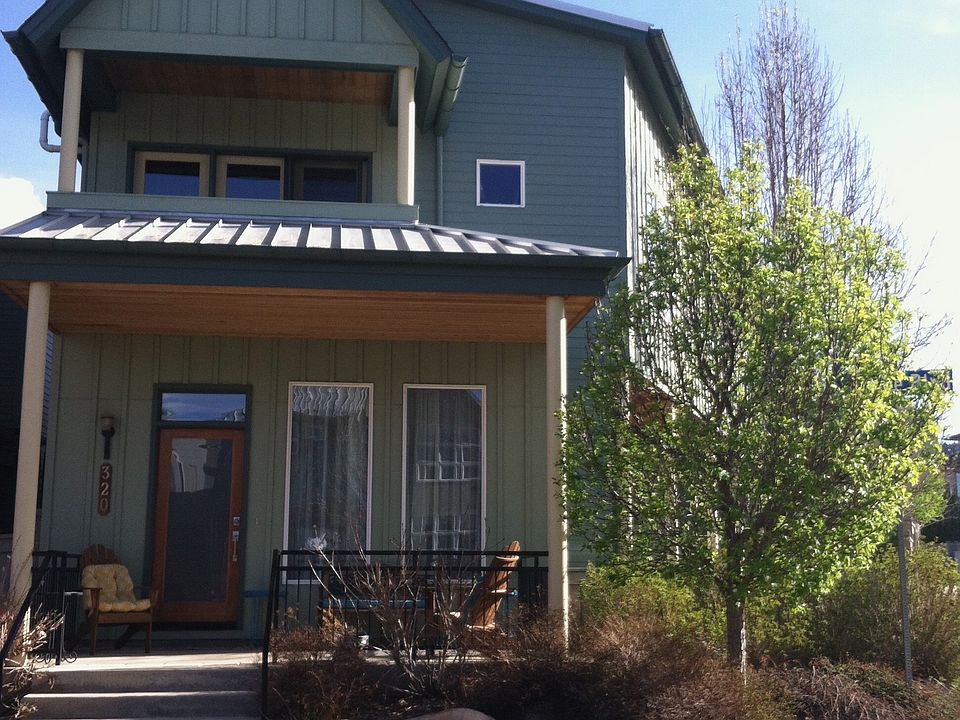 corner house with view of hogback mtn and foothills trail
