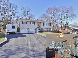 3 Highland Ct, Saugerties, NY 12477