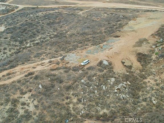 4th image of 976 Highridge St