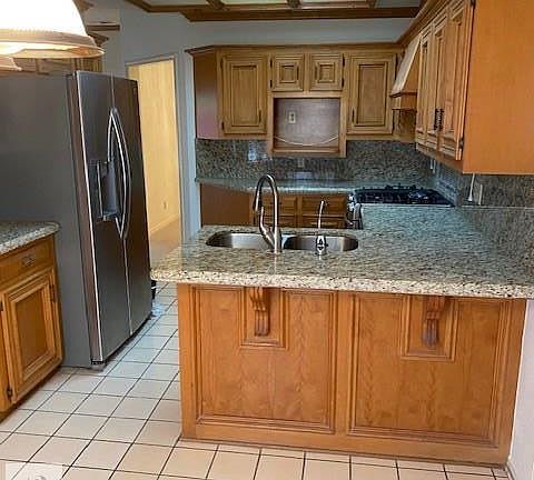 5th image of 580 Geraldine Ln
