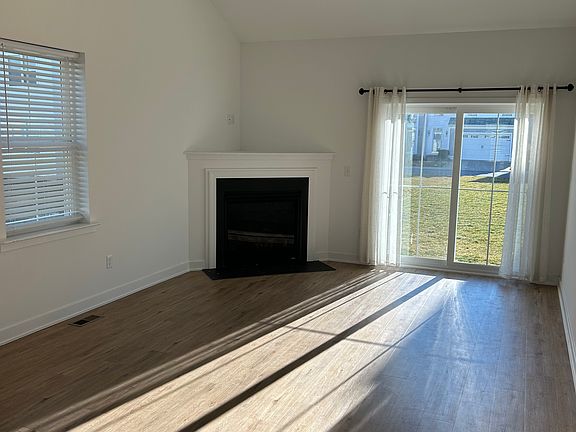 4th image of 35441 Mercury Dr