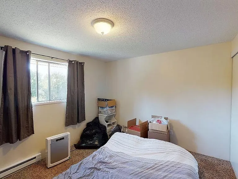 265 NW Yates St #A — Photo 7
