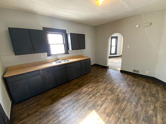 5th image of 503 N Griffin St