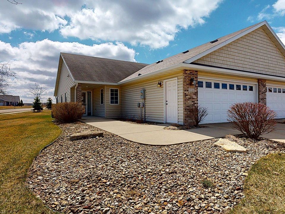 1st image of 2116 Coopers Pl SE