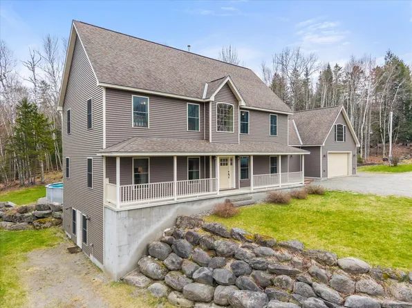 30 Balsam Drive, Holden, ME 04429