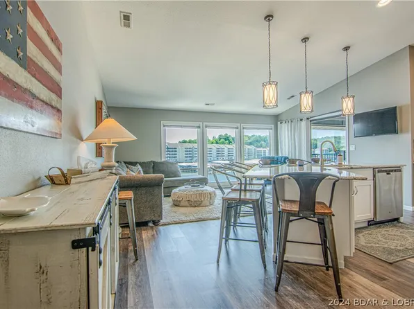 60 Branch Rd Unit 244, Lake Ozark, MO 65049