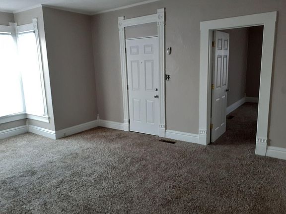 2nd image of 802 S Clay St #1