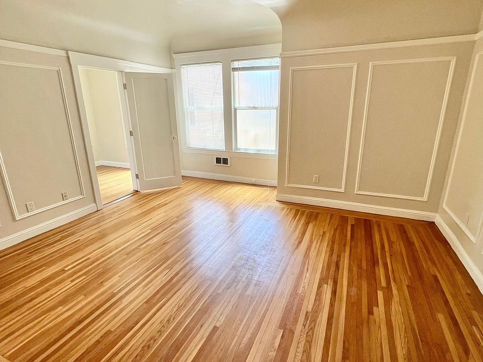1st image of 2650 Franklin St #20
