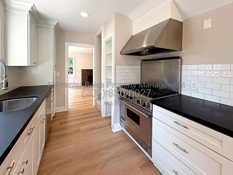 2208 W State St — Photo 13