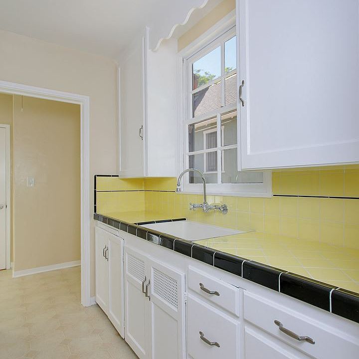 1st image of 1365 N Mentor Ave