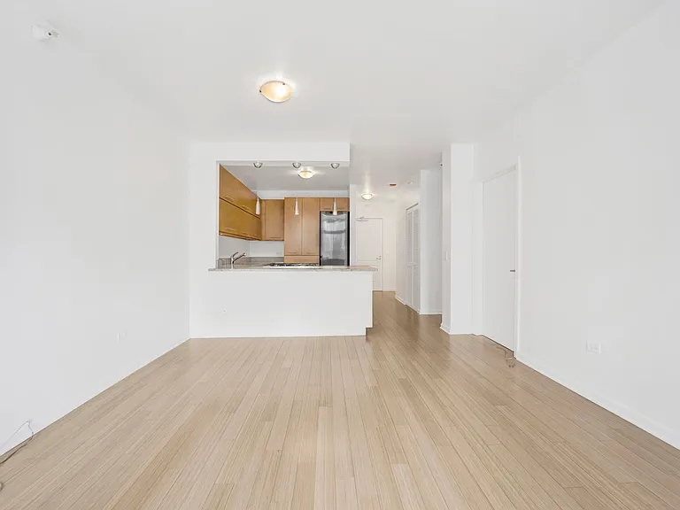 600 N Dearborn St #603 — Photo 6