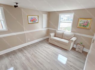 5032 Delray Dr #B, Lansing, MI 48910