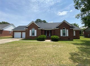 1175 Helmsley Dr, Fayetteville, NC 28314