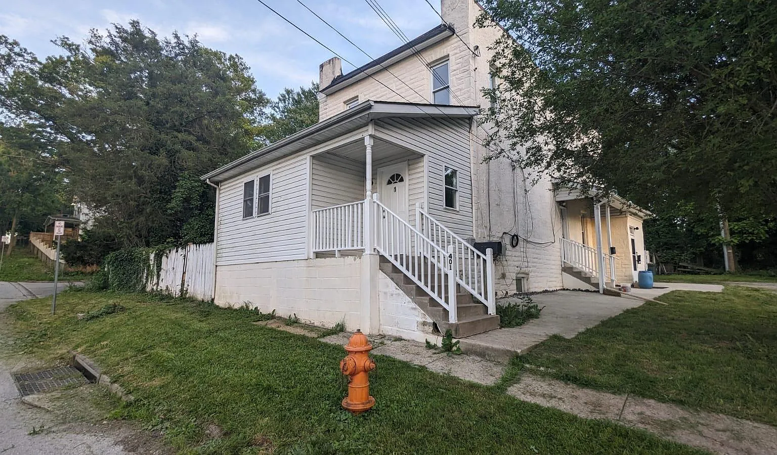 401 5th Ave — Photo 1