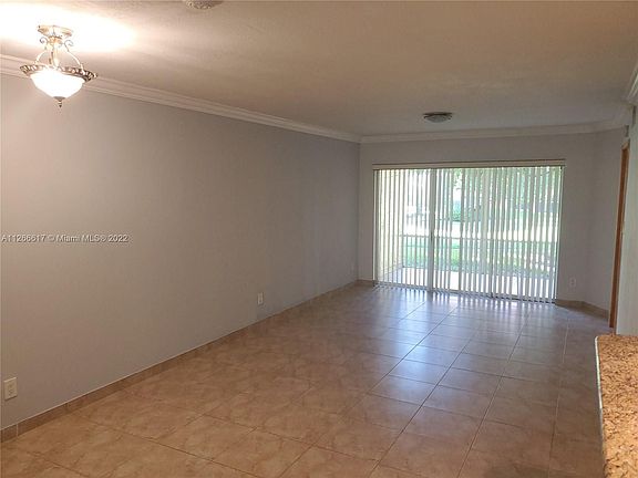 3rd image of 1046 Coral Club Dr #1046