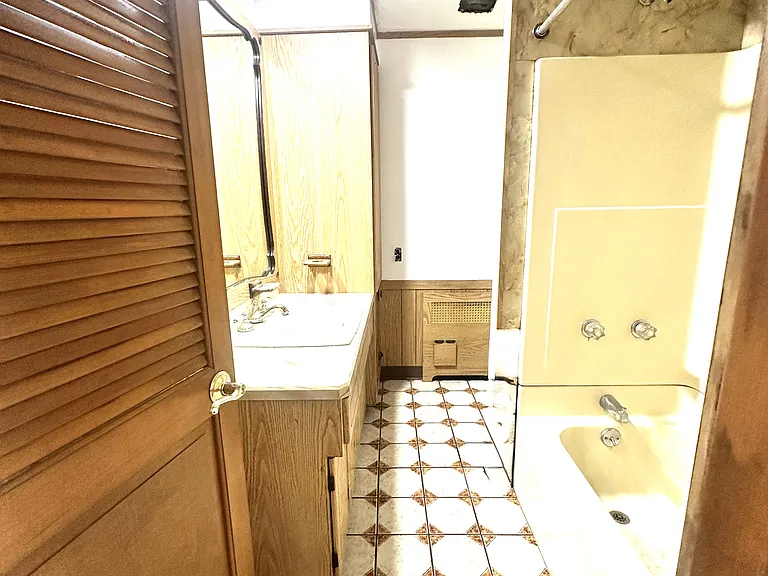 828 Cherry St — Photo 17