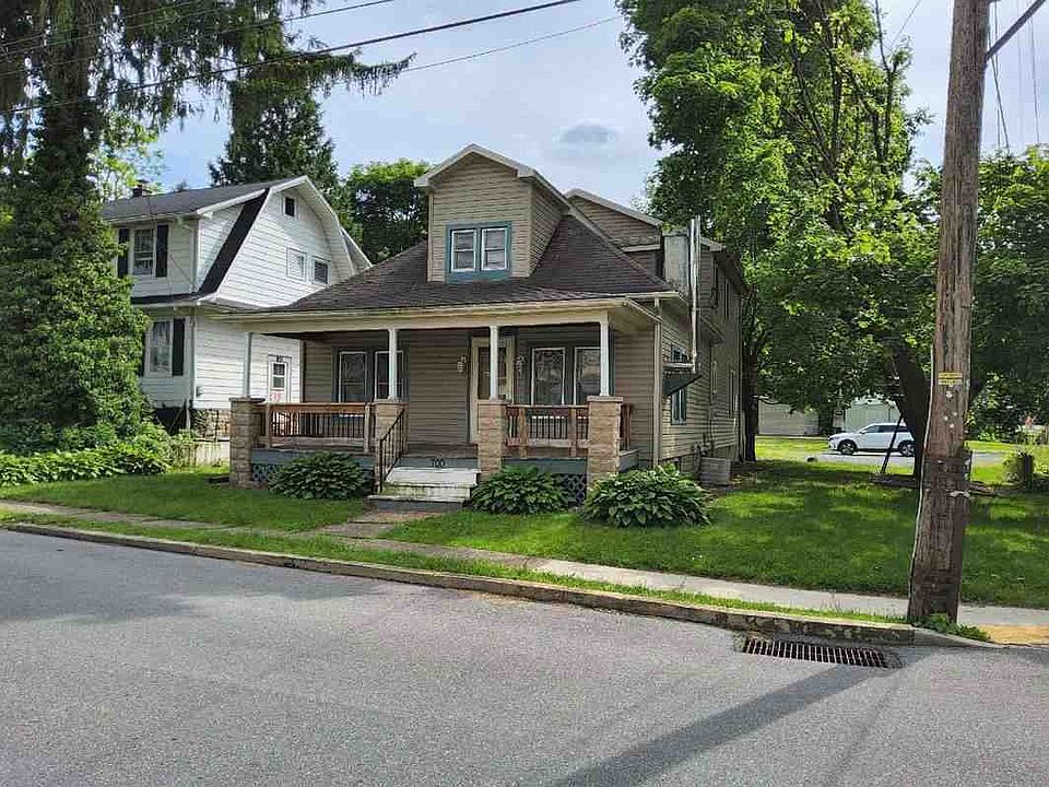 1st image of 700 Main St