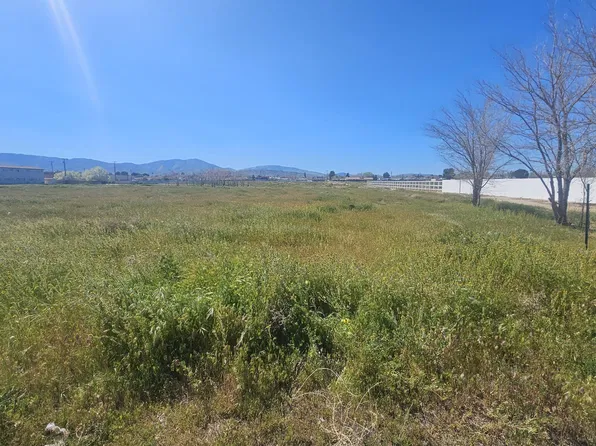 0 15th St #15, Palmdale, CA 93550
