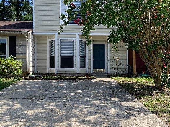2nd image of 5552 Bennington Dr