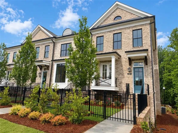 200 Midnight Oak Run #4, Alpharetta, GA 30009