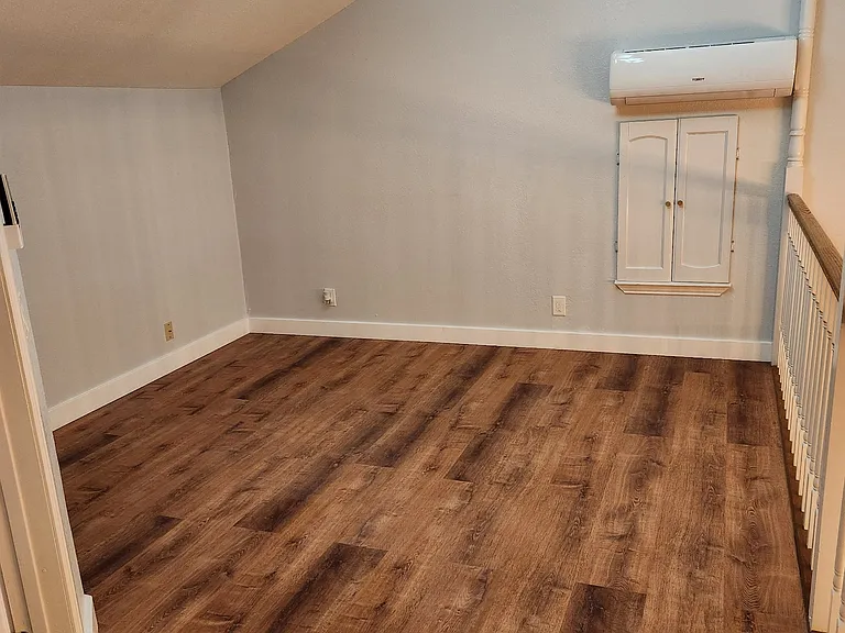 211 Althea Rd — Photo 11