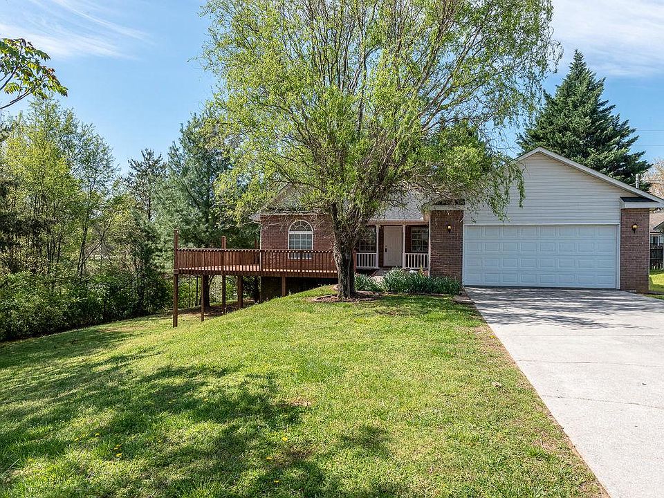 1st image of 3211 Harrington Ct