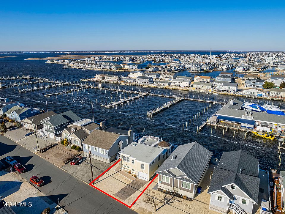 208 Melody Lane, Lavallette, NJ 08735 Zillow