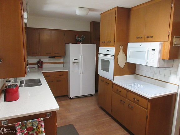 2nd image of 204 S Woodworth St
