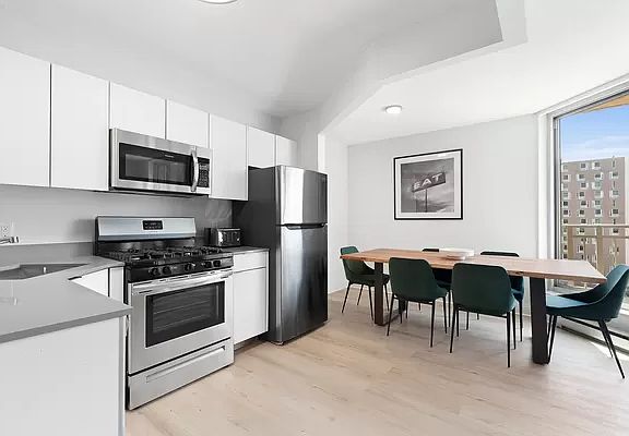 3rd image of 420 E 102nd St #3DD
