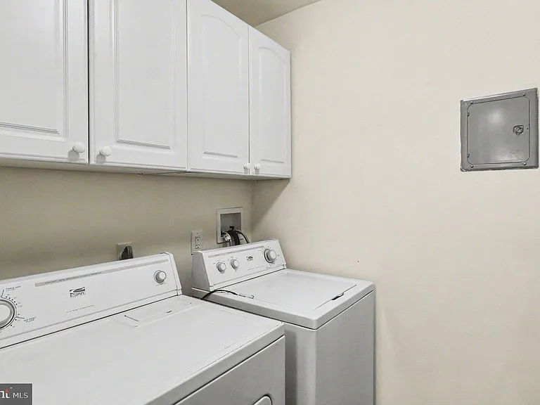 902 Dogwood Ct — Photo 24