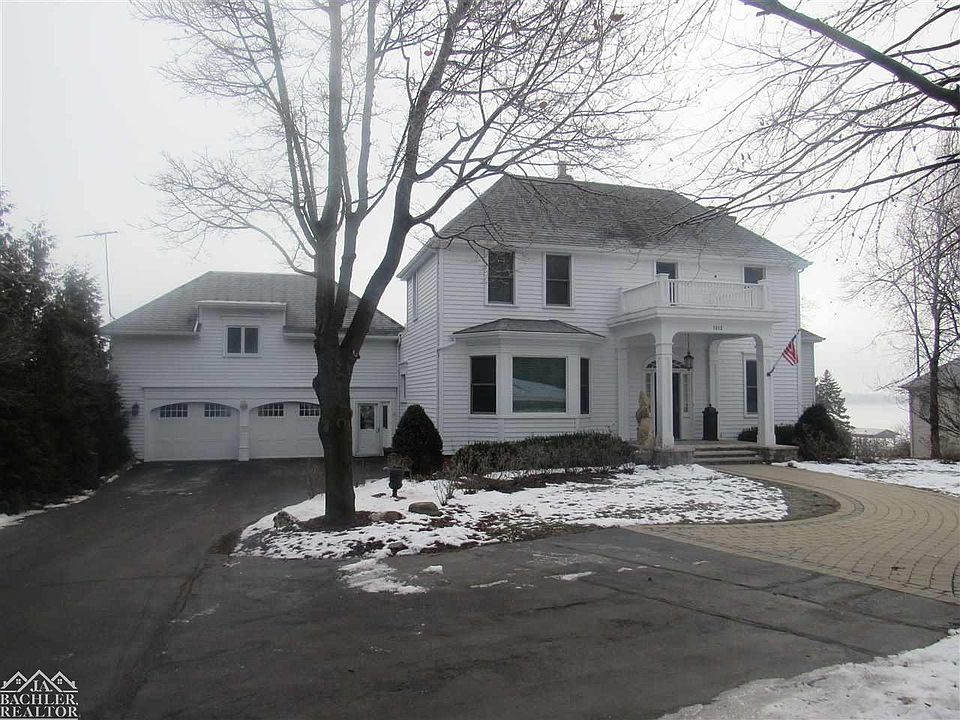 1012 N Riverside Ave, Saint Clair, MI 48079 Zillow