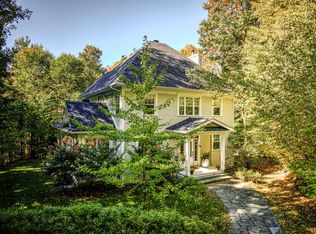 120 Rue Des Irlandais, Bromont, QC J2L 3B7