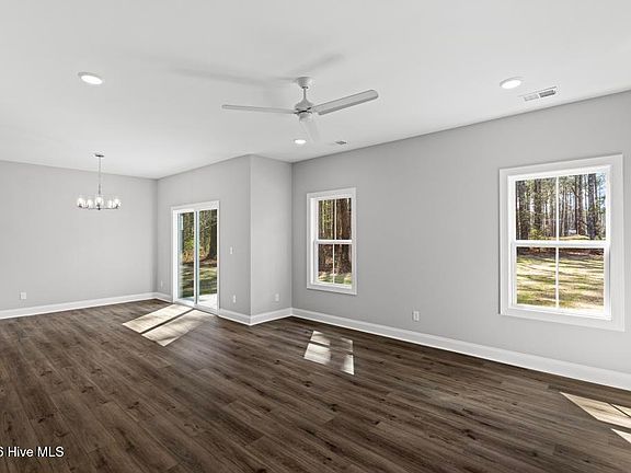 5th image of 2080 Page Road