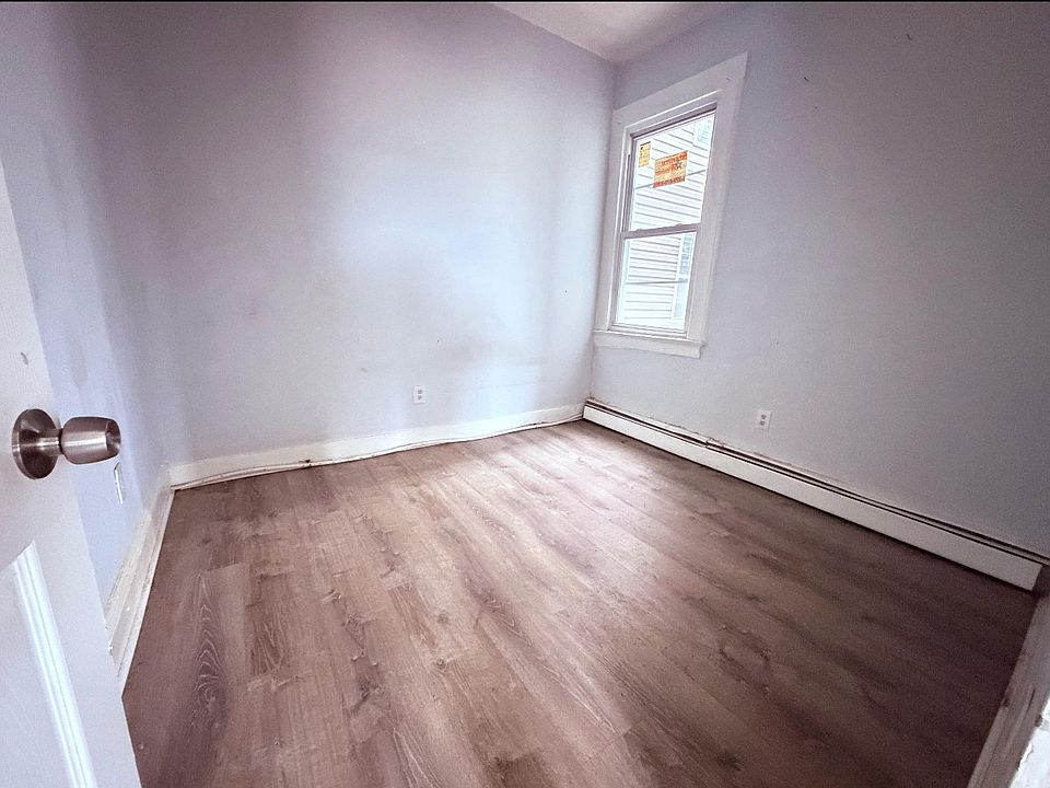 2nd image of 59 Park Ave #2R