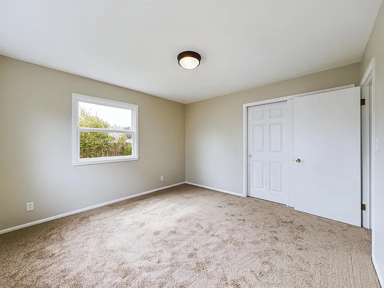 1205 Lincoln Ave — Photo 4