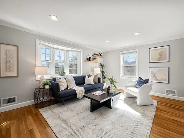 7 Bow St #7, Arlington, MA 02474