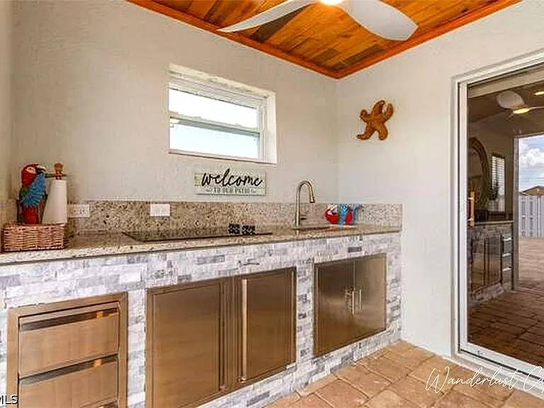 4413 SW 10th Ave — Photo 22