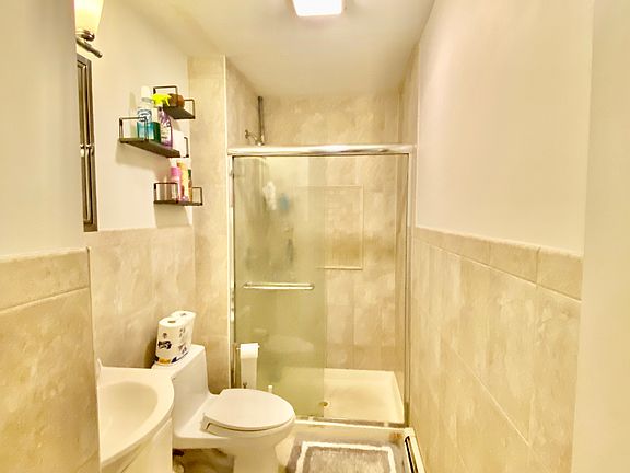 5th image of 375 Baltic St APT 4